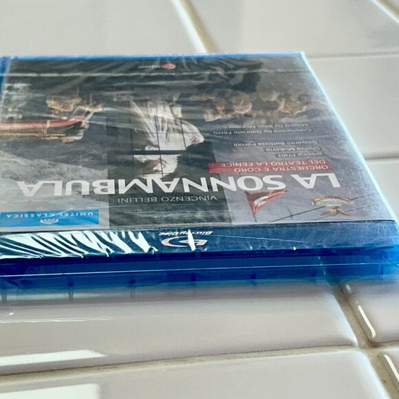 Blu-Ray Sealed La Sonnanambula Bellini Opera New In Packaging - Picture 9 of 9